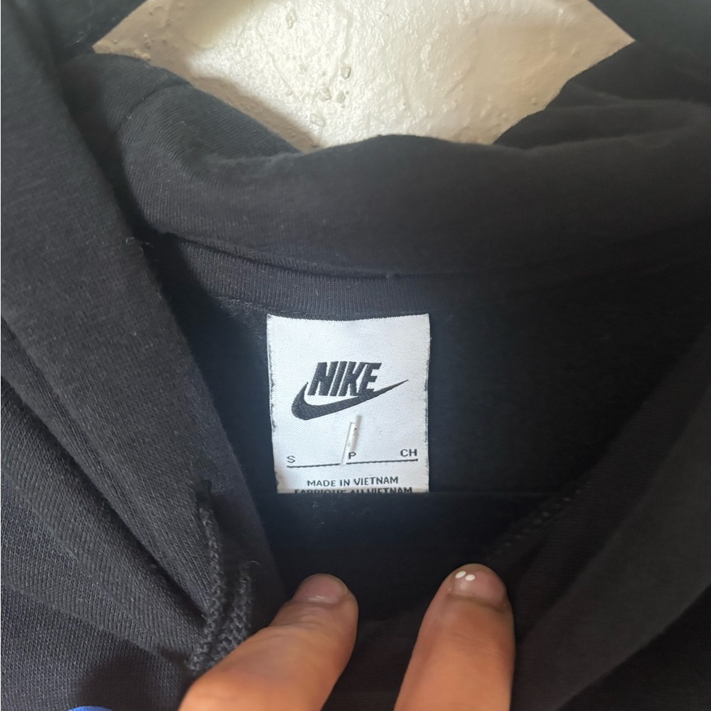 (NIKE) Black Hoodie with Pink and Blue Logo - Picture 5 of 7